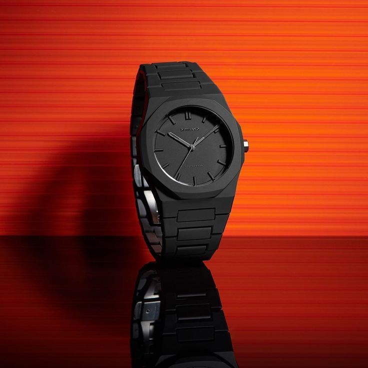 🕰️ Arabic Aura Watch – All Black Edition